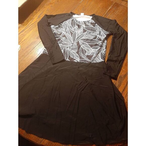 New Size 8 Modest Mermaid Monochrome Modest Swim Dress SPF50+ Black White NWOT - Picture 8 of 10